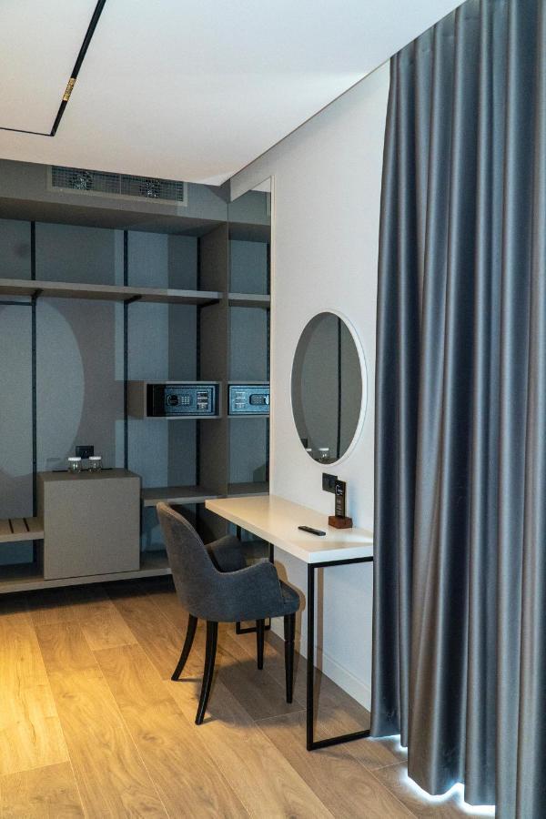 Center Hotel Sarandë Eksteriør billede