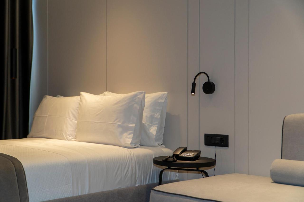 Center Hotel Sarandë Eksteriør billede