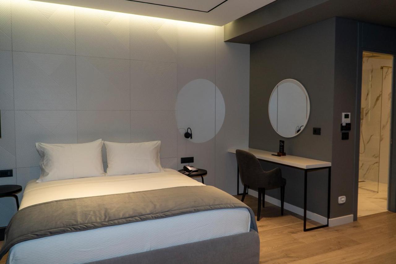 Center Hotel Sarandë Eksteriør billede